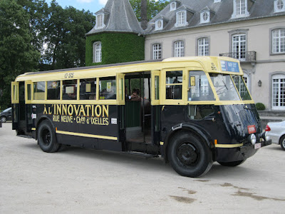 Ragheno bus innovation. b
