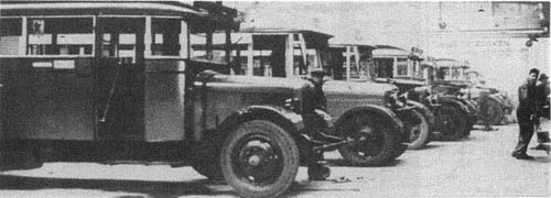 1924 Studebaker bus in Wassenaar Voor de oorlog 42