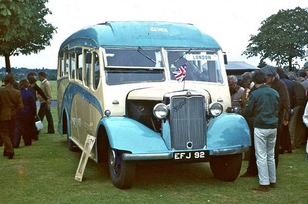 1939 Bedford WTB with a Heaver C25F body