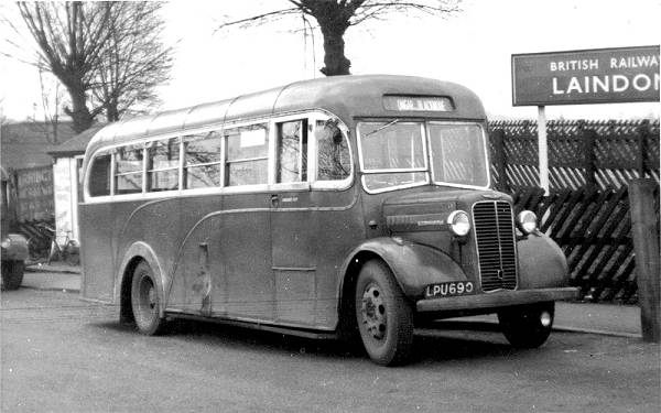1947 City Coach Commers, C7, LPU690, with Heaver body