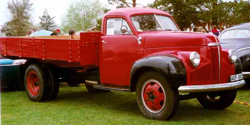 1948 Studebaker M16 52A Truck