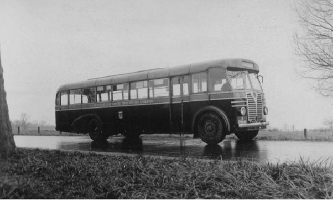 1948 TET bus 75 Guy-Arab met carrosserie Saunders (Engeland).
