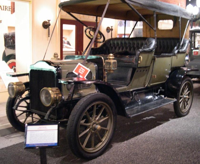 1909 White Touring Car