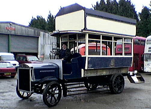 1913 Chassis Tilling-Stevens TTA2 Engine Tilling-Stevens petrol Transmission Electric Traction Motor Body Thomas Tilling 34 seatsvo9926