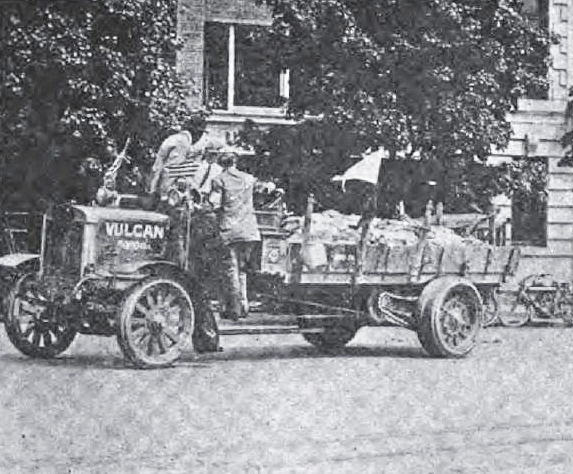 1913 Vulcan truck, from The Automobile, May 15