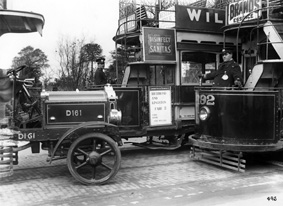 1914 Craftsmen at work on an StevensTillingL bus, Chiswick Works