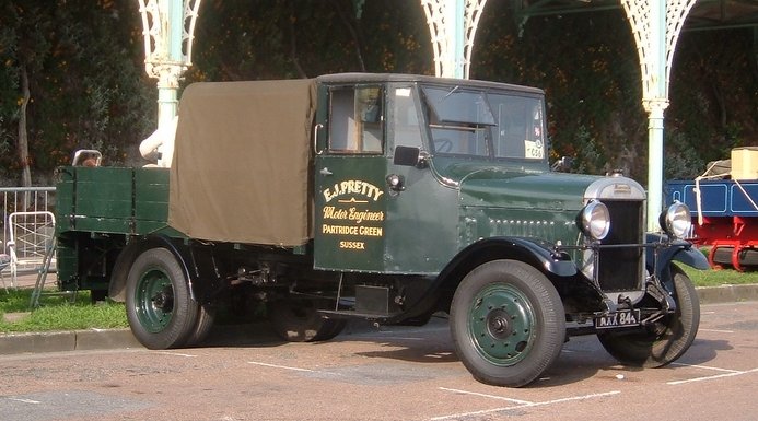 1934 Thornycroft Handy dropside lorry