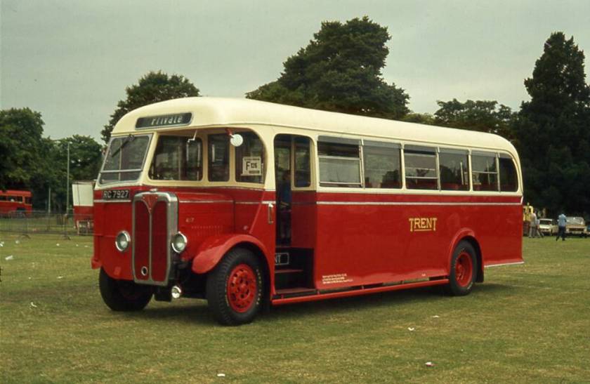 1939 BMMO SON with a Willowbrook B34F body