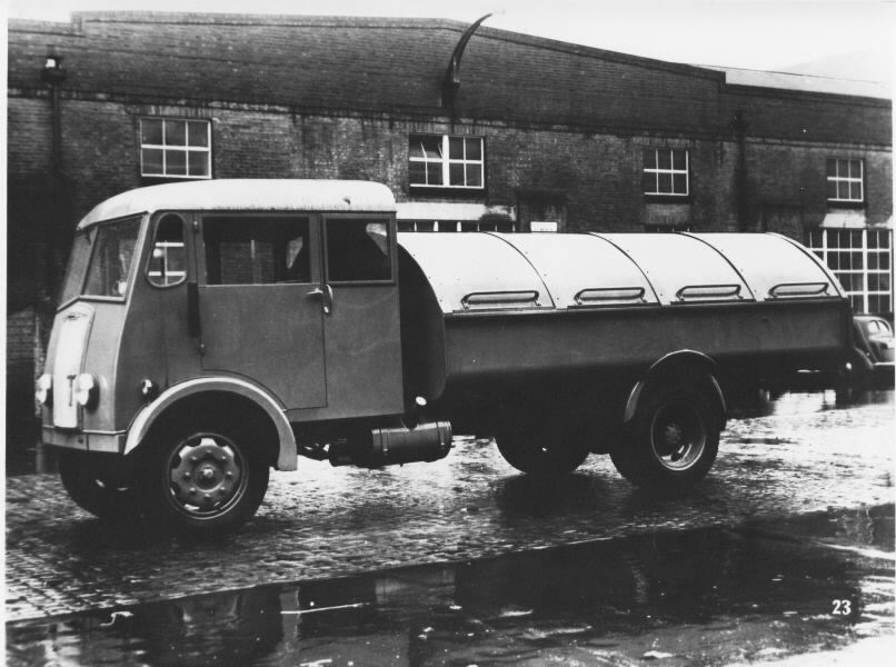 1949 Thornycroft Nippy4