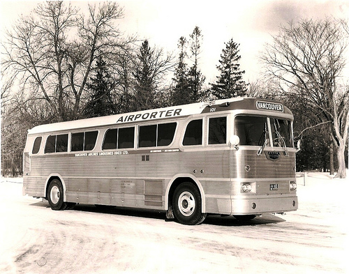 1953 Western Flyer Coach Canuck 500