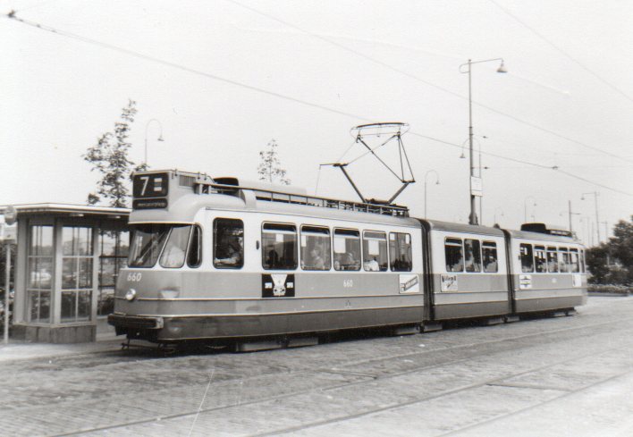 1964 Amsterdamse dubbelgelede tram 660 (serie 5G)