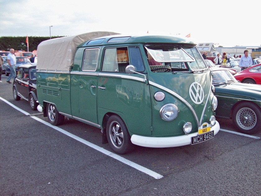 Volkswagen T1 type2 Crew Cabin (1950-67 Europe 1950-75 Brazil) Engines 1193 cc, 1200 cc and 1493 cc.