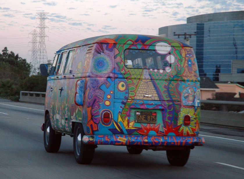 VW Bus_T1_in_Hippie_Colors