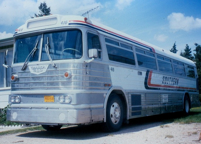 Western Flyer Coach Canuck 600