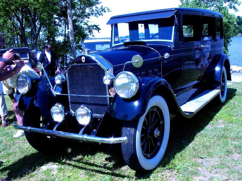 1911 Pierce-Arrow (Auto classique Laval)