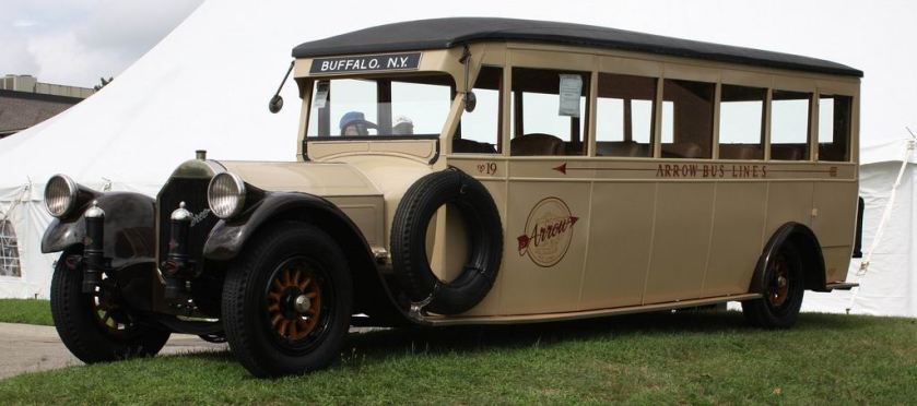 1919 Pierce-Arrow 48 Bus