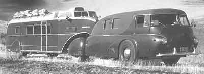 1938 REO with 1938 Curtiss Aerocar trailer e