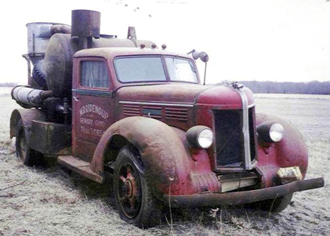 1940 Diamond t 34 ton farm truck