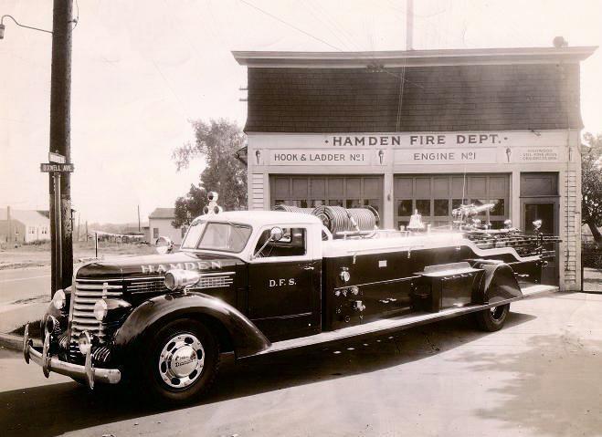 1941 Diamond-T ladder truck from New Milford