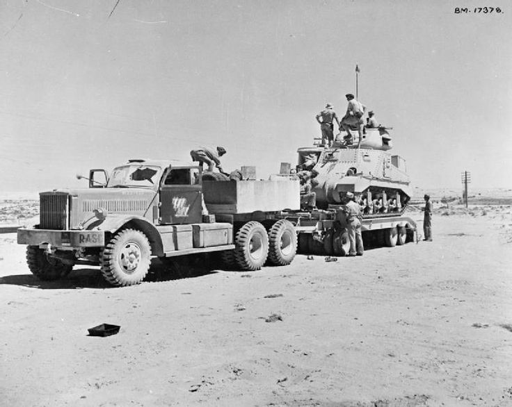 1942 Diamond T transporter