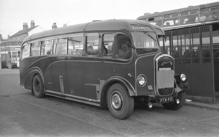 1950 PTW451 was a Dennis J3 Lancet with a Yeates C35F body