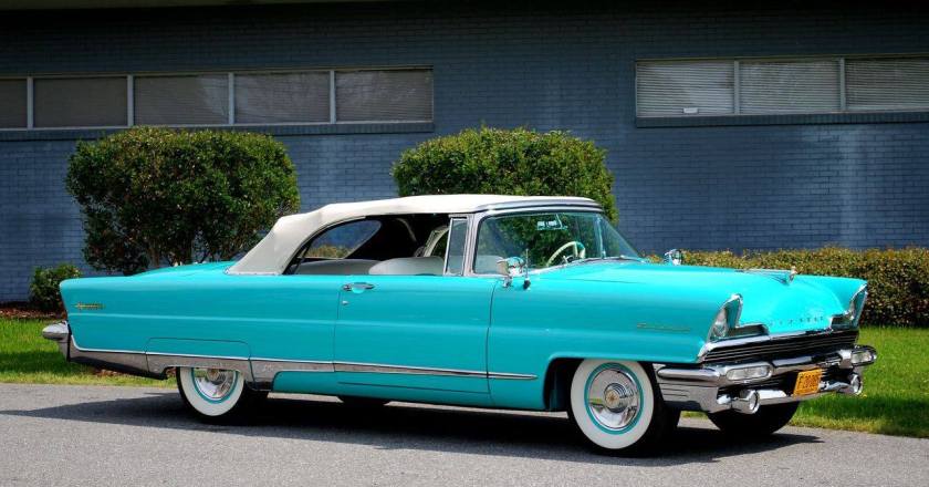 1956 Lincoln in Taos Turquoise