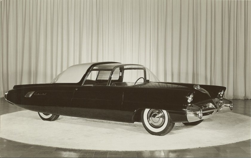 1957 LINCOLN Typhoon a