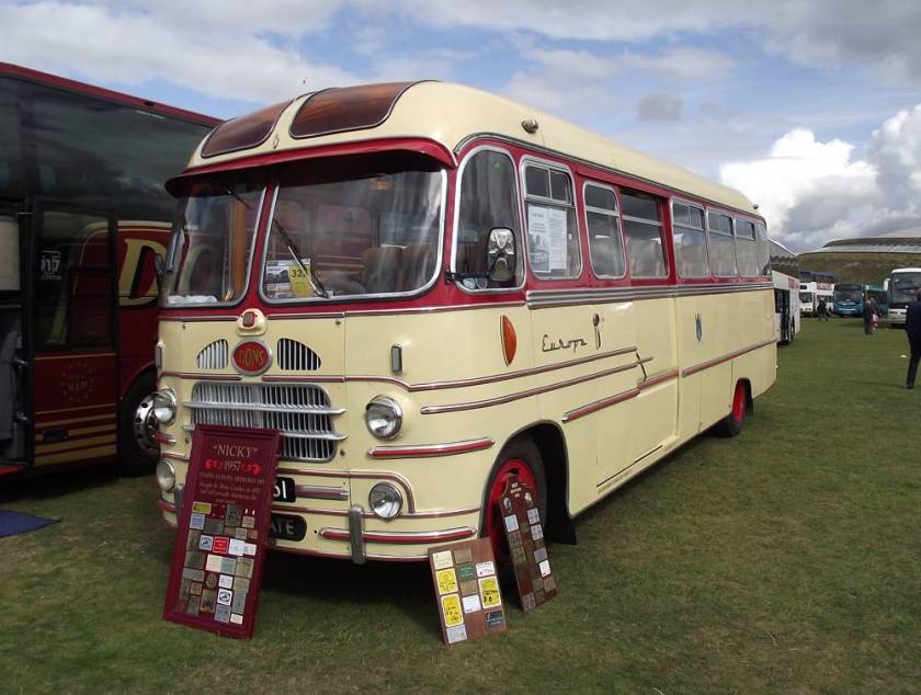 1957 NKY161, a Bedford SB3 with Yeates C41F body