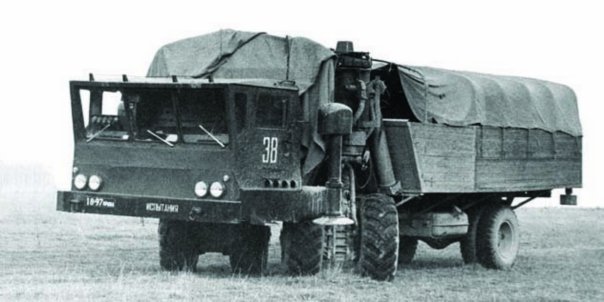 1967 ZIL-135MSh self-propelled platform (wheel arrangement - 4x4 + 2x2)
