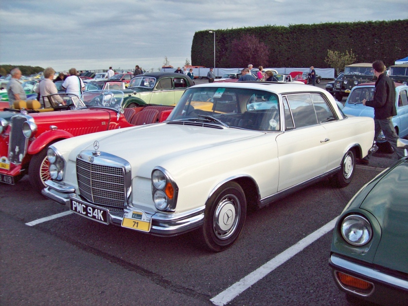 1968-72 Mercedes 280 SE Engine 3499 cc V8 O