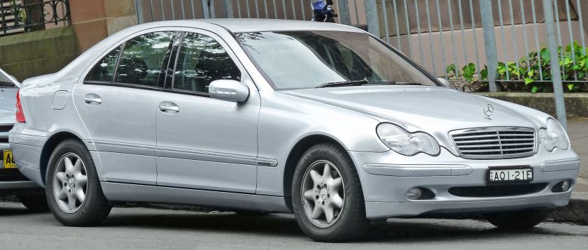2004 Mercedes-Benz C 200 Kompressor (W203) Elegance sedan