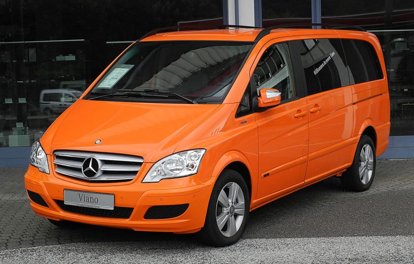 2011 Mercedes-Benz_Viano_Lang_CDI_2.2_BlueEFFICIENCY_Trend_(V_639,_Facelift)
