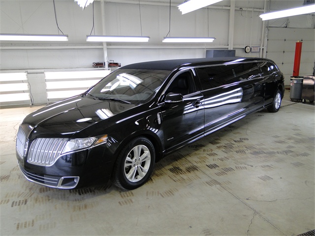 2012 Lincoln MKT Stretch Limousine
