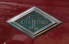 Diamond T logo