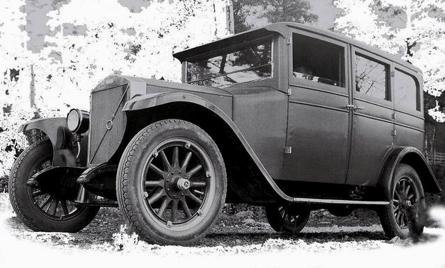 1928 Volvo PV4 2