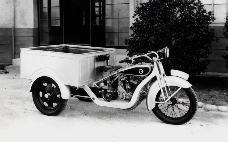 1930-three-wheel-truck-prototype