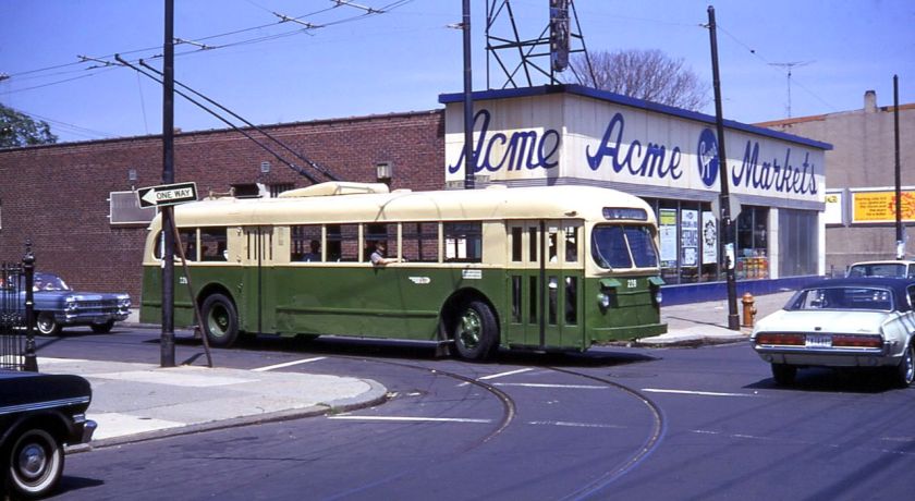 1947 PTC_1947_ACF-Brill_trolley_bus_in_route_79_short-turn_loop,_8th_&_Wolf,_in_1968