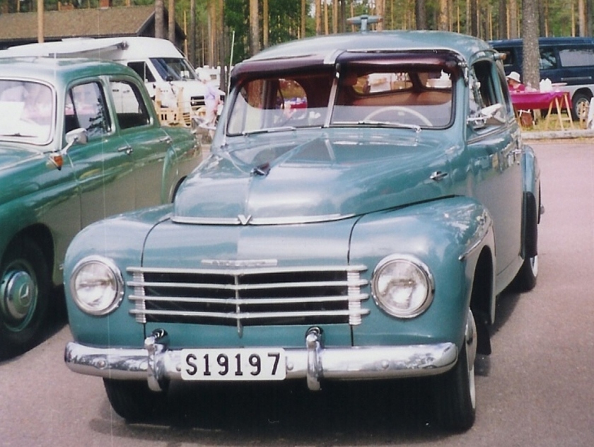1952 Volvo PV444 (2)