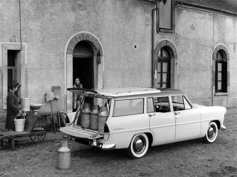 1956-58 Simca Vedette Marly