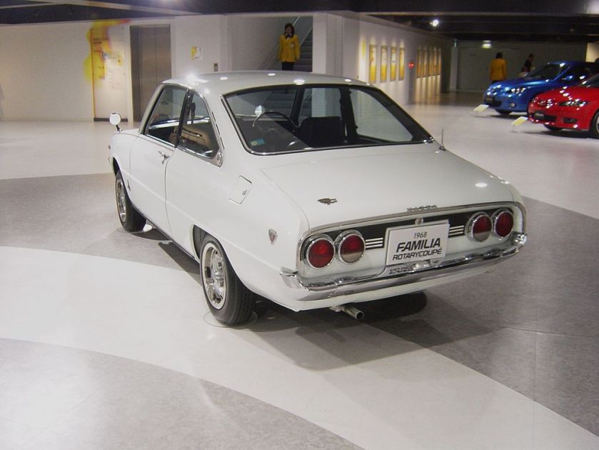 1968 Mazda-FAMILIA-rotary-coupe02