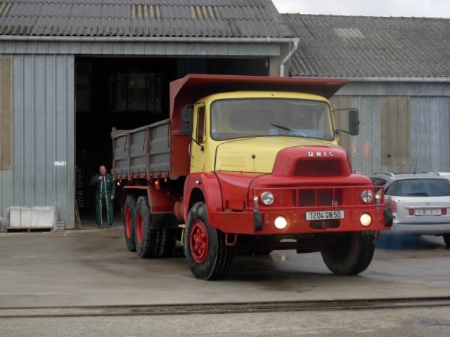 1971 UNIC 2764 V8, 270 cv 6x4