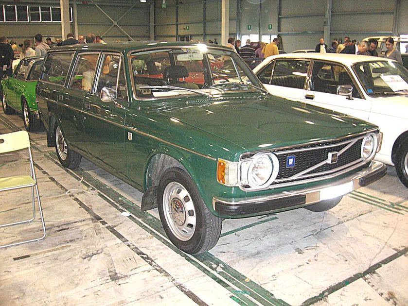 1975 Volvo 145 herrgårdsvagn