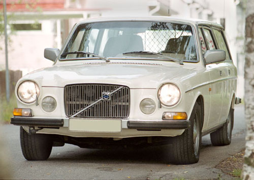 1975 Volvo 165 2