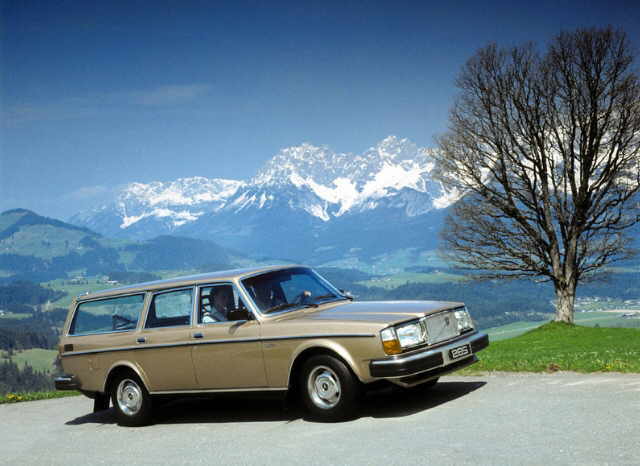 1981 Volvo 265 2