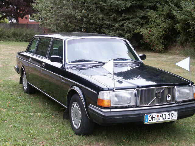 1984 Volvo 264 1