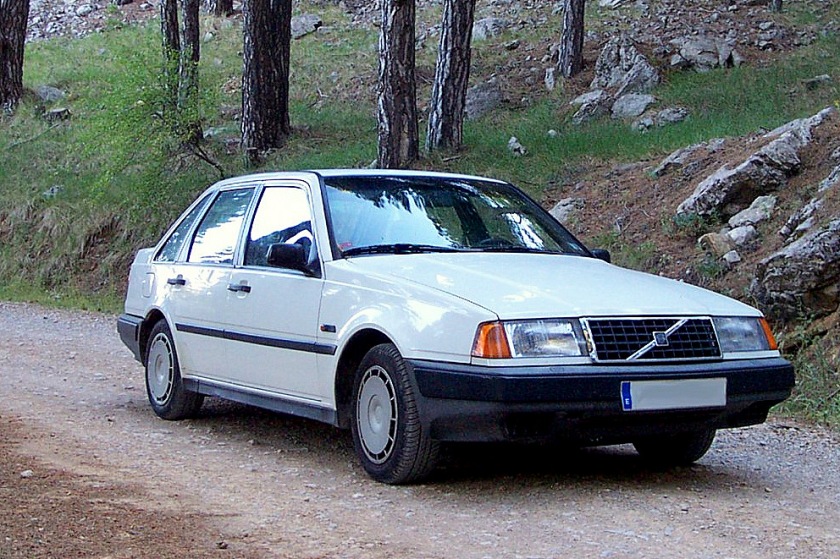 1988-1996 Volvo 440