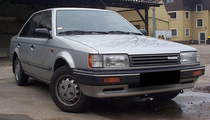1990 Mazda323_BF1