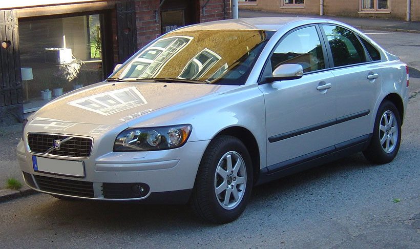 2005 Volvo FlexiFuel S40 was one of the first E85 flex cars