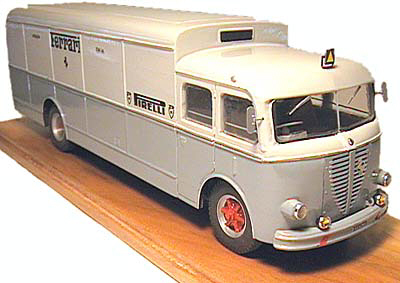 A R 800 race transporter 13934