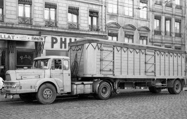 Trucks UNIC ZU 120 T de 1957